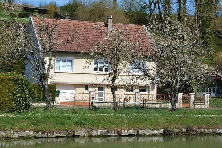 Gîte pour 7 personnes, avec jardin