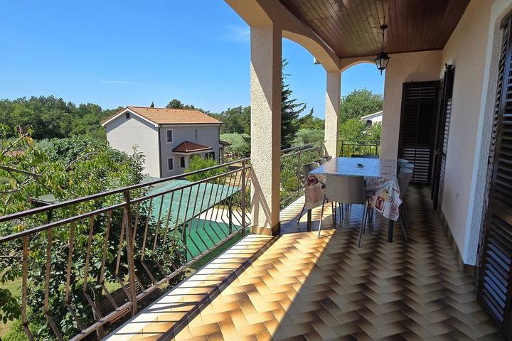 Ferienwohnung für 8 Personen, mit Balkon/Terrasse