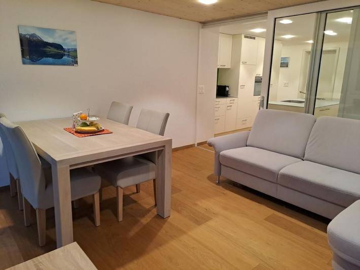 Ferienwohnung für 5 Personen, mit Balkon und Terrasse sowie Garten am Vierwaldstättersee - 3