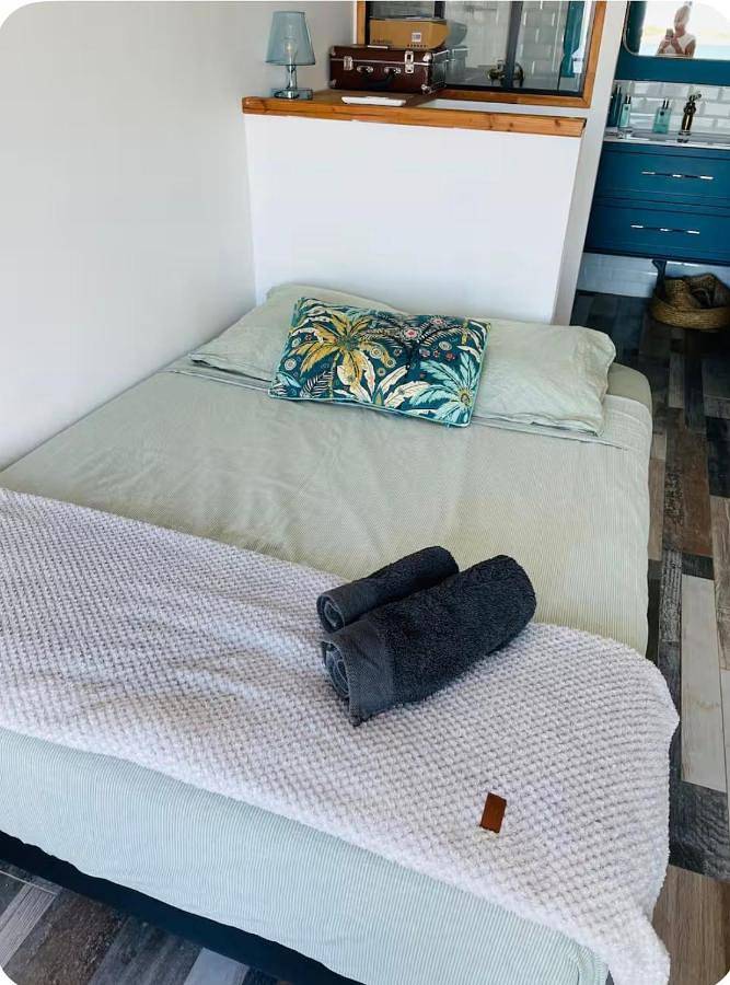 Gîte pour 4 personnes, avec balcon et vue dans La Pointe-Rouge - 2