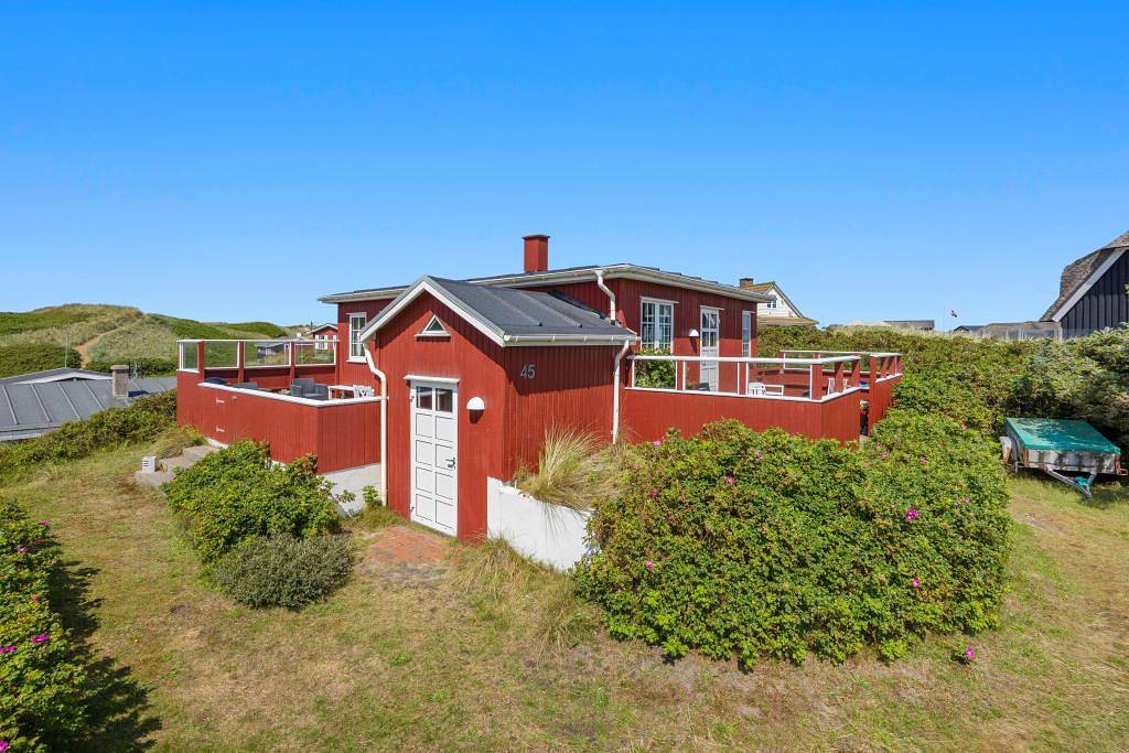 Cosy beach-side holiday home in Søndervig in Søndervig, Holmsland Klit