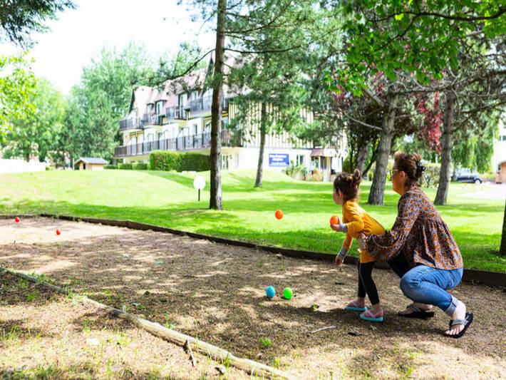 Gîte pour 4 personnes, avec piscine et balcon/terrasse, animaux acceptés à Varaville - 2
