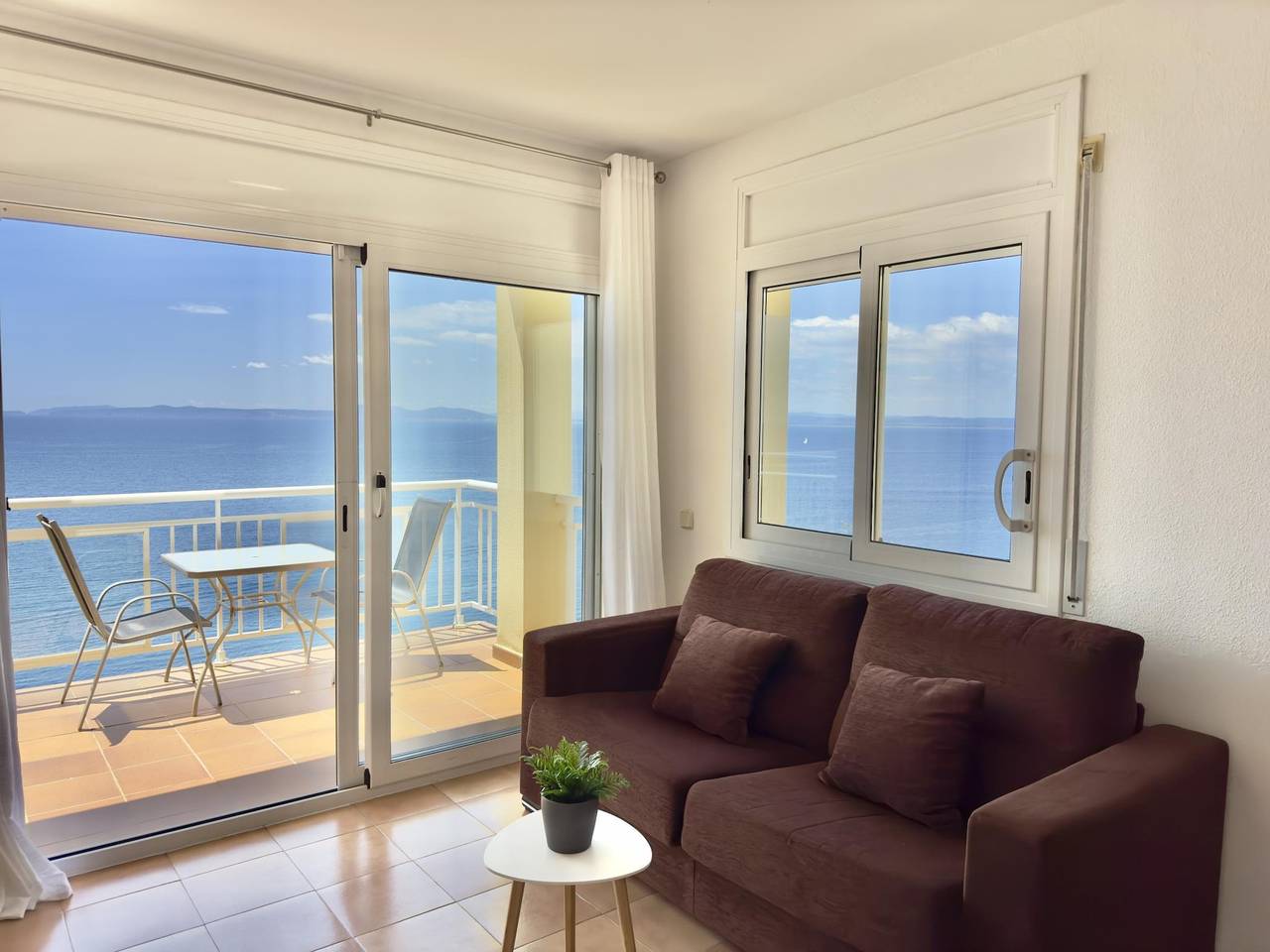 Apartamento vacacional entero, 3. Increíbles vistas al mar y piscina comunitaria in Roses, Alt Empordà