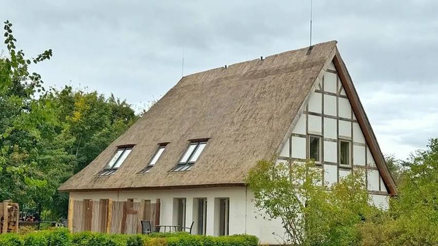 Ferienhaus für 6 Personen, mit Terrasse und Garten sowie Sauna in Altenkirchen - 3