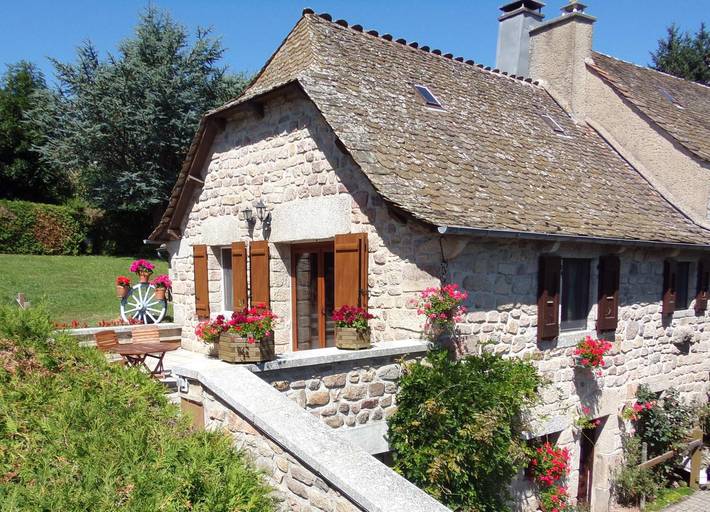 Gîte pour 4 personnes, avec Terrasse ainsi que Jardin et Vue
