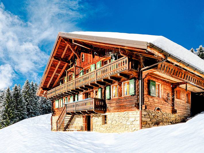 Vakantiehuis voor 18 personen, with uitzicht and balkon as well as sauna in Zwitserland