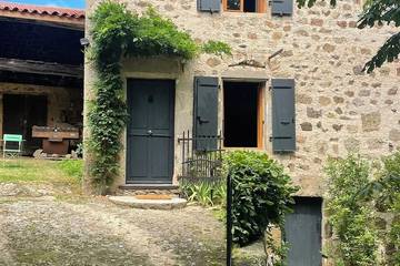Gîte pour 4 personnes, avec jardin et terrasse dans Vanosc