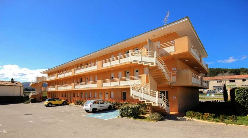 Hôtel pour 2 personnes, avec jardin à La Bouilladisse - 2