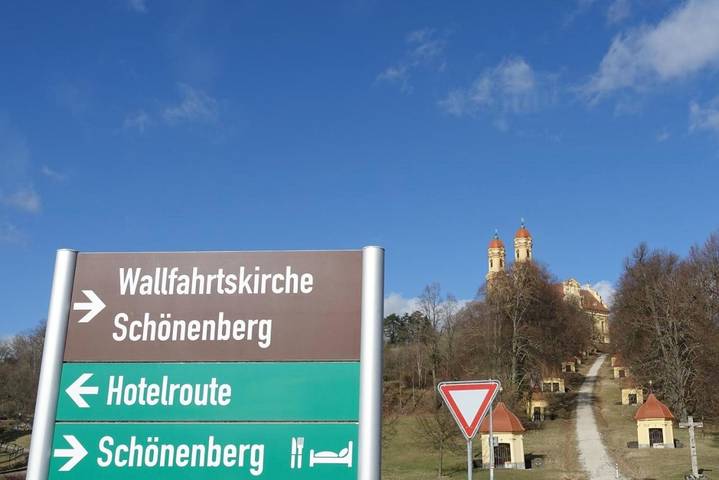 Hotel für 2 Personen, mit Terrasse und Garten sowie Ausblick in Ellwangen - 4