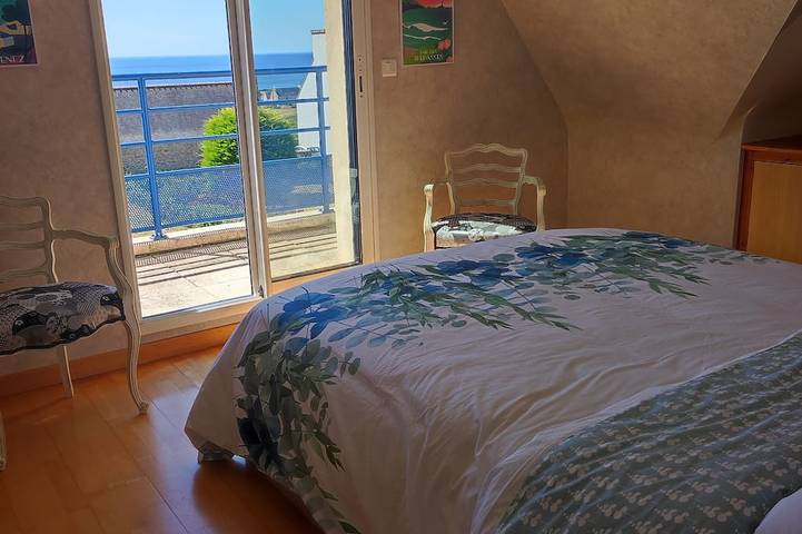 Location de vacances pour 6 personnes, avec jardin et balcon à Plozévet - 2