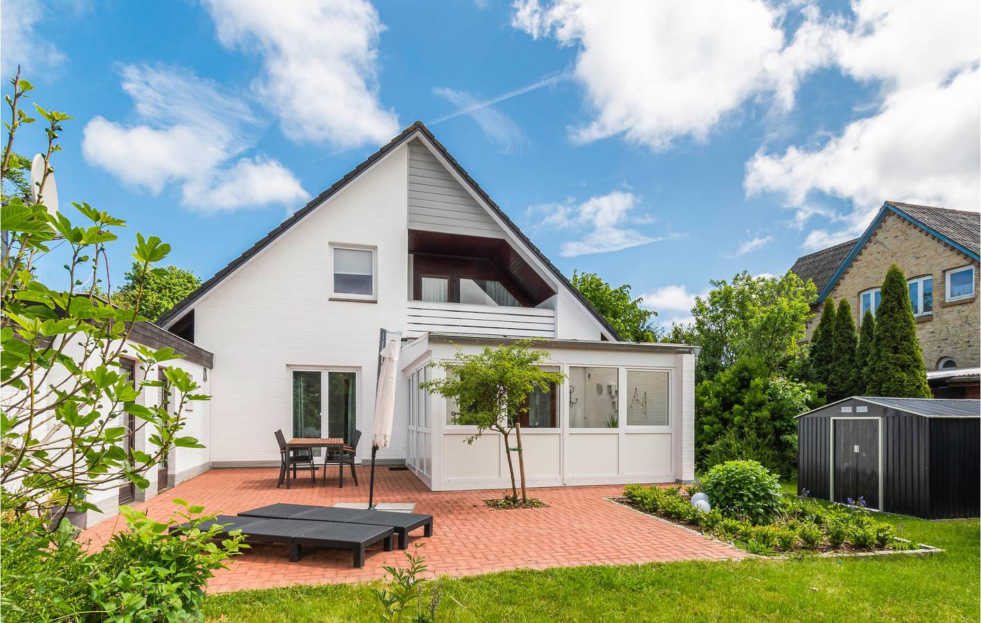 Ganze Ferienwohnung, Gemütliche Wohnung mit Terrasse & Parkplatz in Schwackendorf, Hasselberg