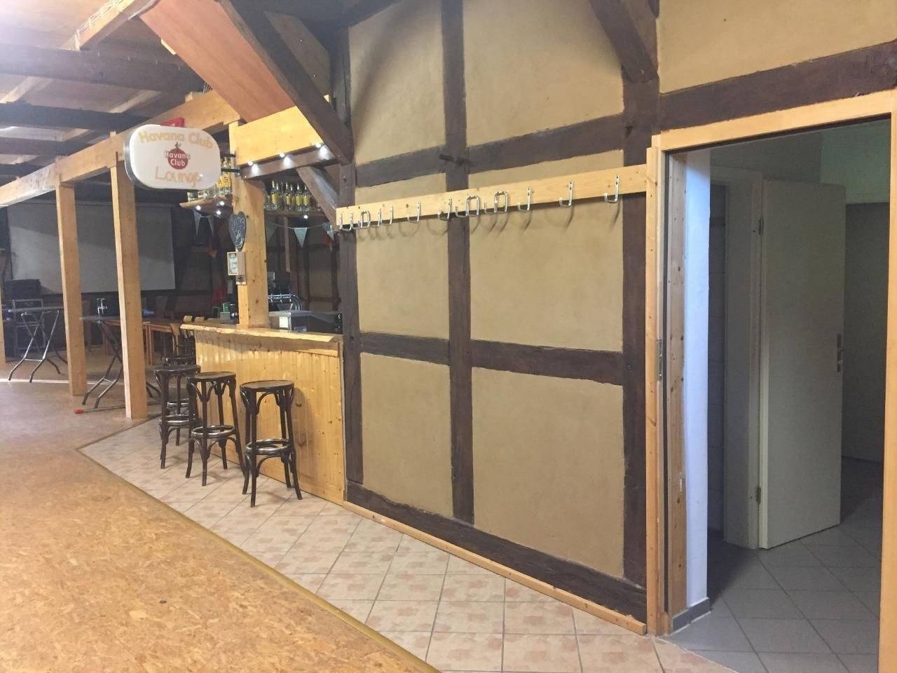 Ganze Wohnung, Gemütliche 140 m² große Wohnung mit Terrasse, Parkplatz und moderner Ausstattung in Dahlenburg, Nordheide