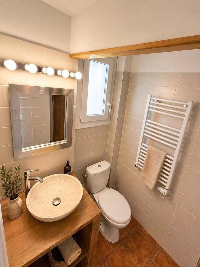 Location de vacances pour 8 personnes, avec vue ainsi que piscine et jardin à Poggio-Mezzana - 3