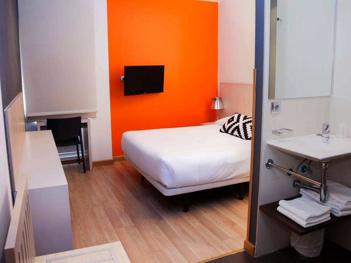 Hotel para 10 personas con jardín in Soria, Provincia de Soria