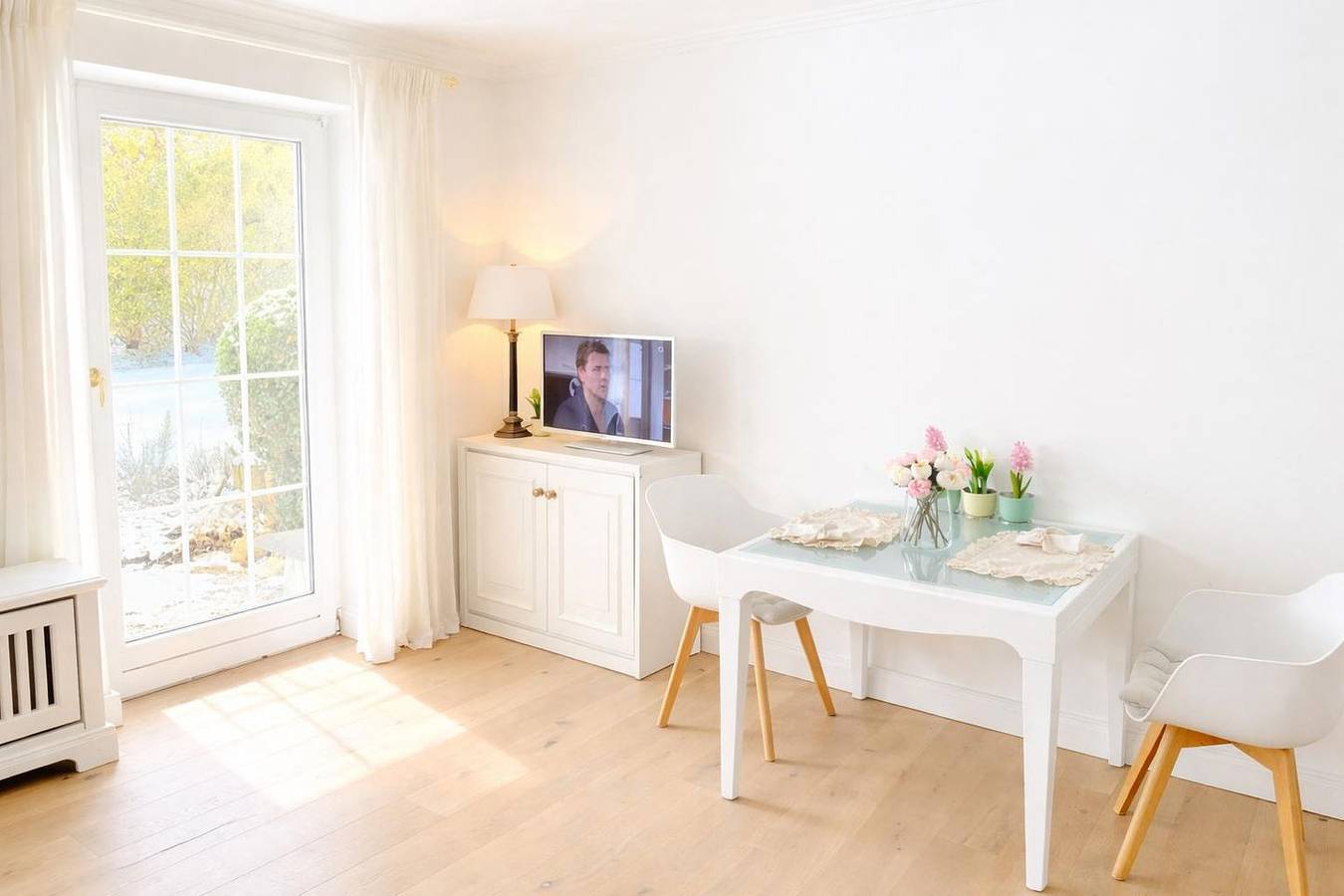 Ganze Wohnung, Ferienwohnung Reethüüs in Keitum auf Sylt unter Reet mit Terrasse & Strandkorb in Keitum, Sylt (Gemeinde)