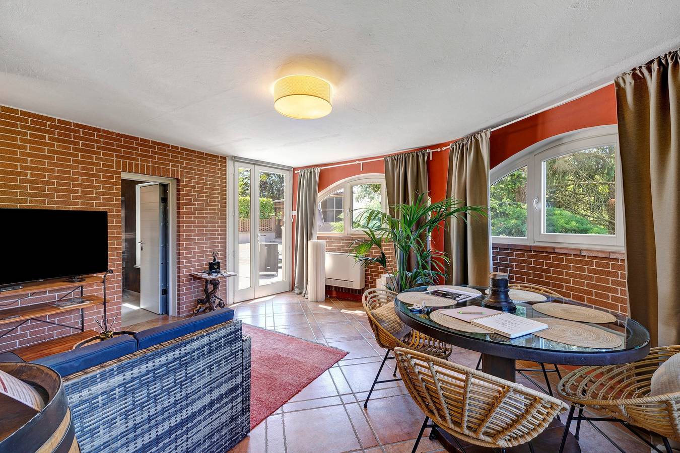 Ganze Wohnung, Apartment „Villa Paradiso“ mit privatem Pool, Garten und Wlan in Isola d'Asti, Asti Provinz