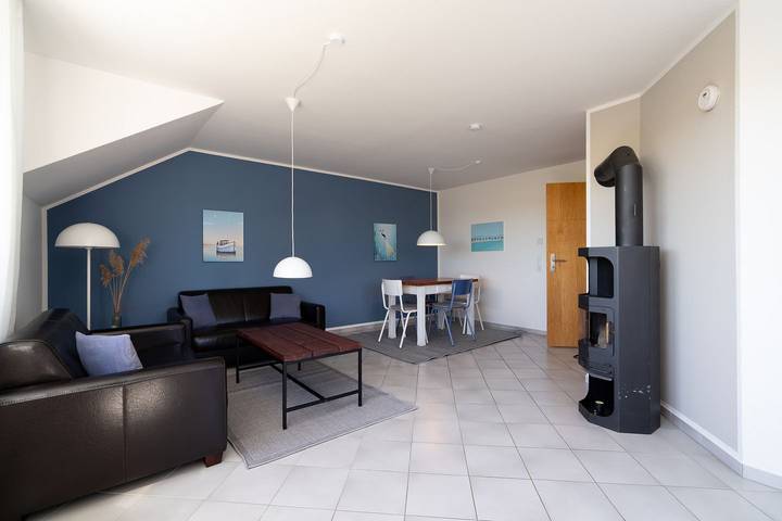 Ferienwohnung für 4 Personen, mit Balkon in Wenkendorf - 2