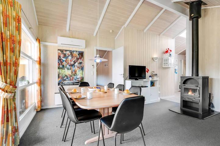 Pet friendly home in Faxe Ladeplads with sauna in Faxe Ladeplads, Schwedische Ostsee