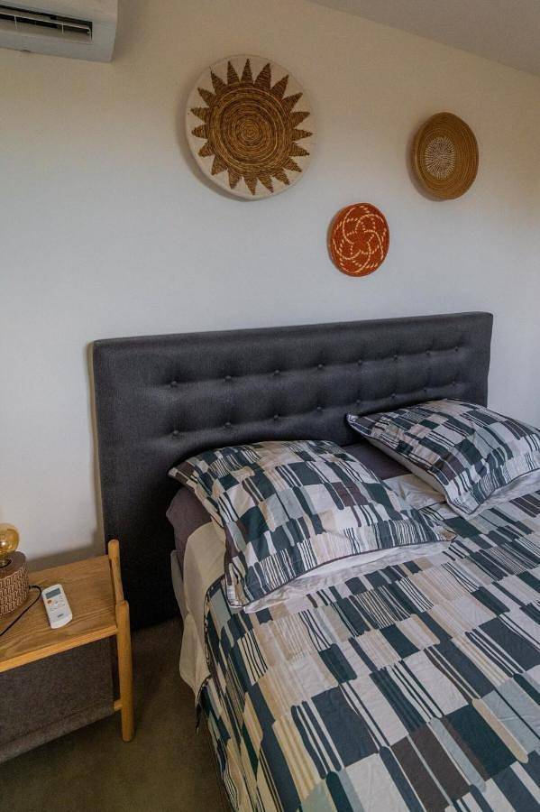 Location de vacances pour 10 personnes, avec terrasse et piscine à Les Trois-Bassins - 3