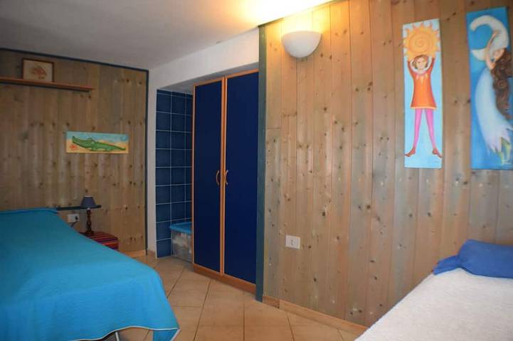 Gîte pour 4 personnes, avec jardin et terrasse dans Portixeddu - 3