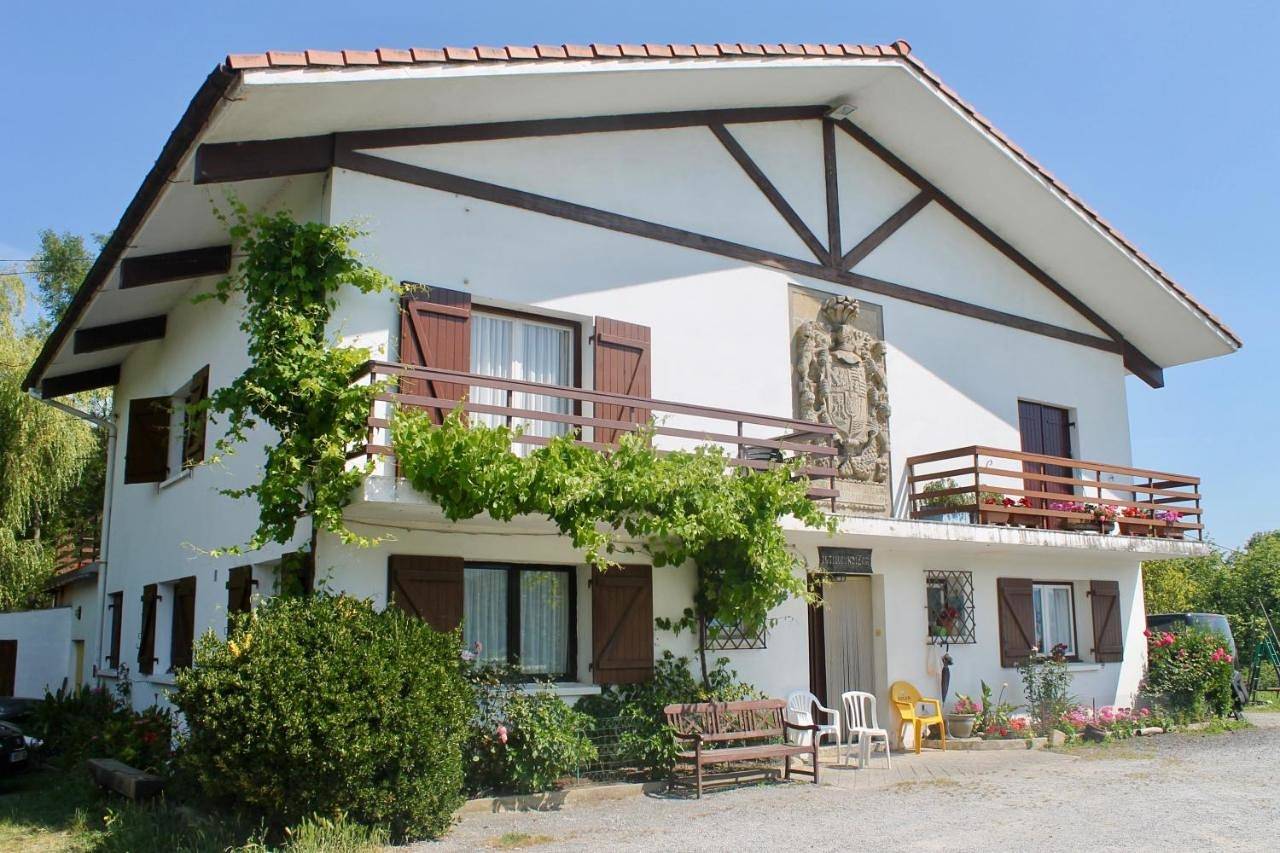 Twin Room in Irún, Guipúzcoa