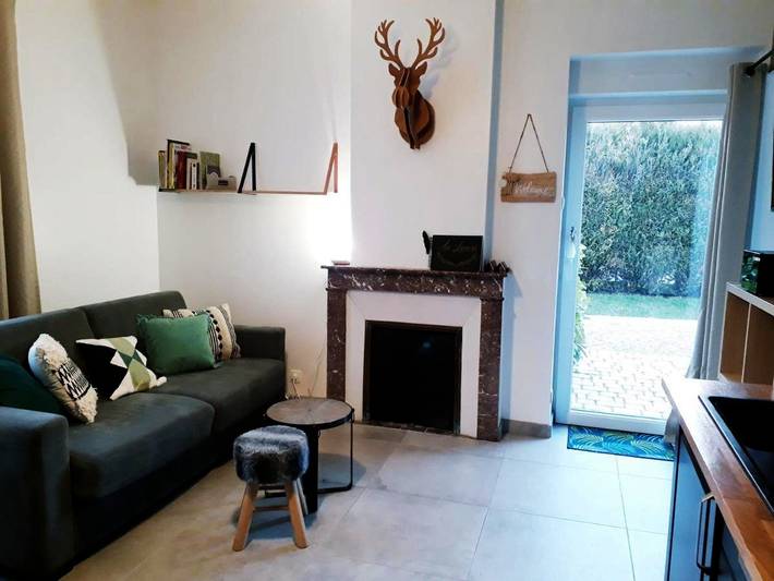 Location de vacances pour 6 personnes, avec jardin dans Lacroix-sur-Meuse