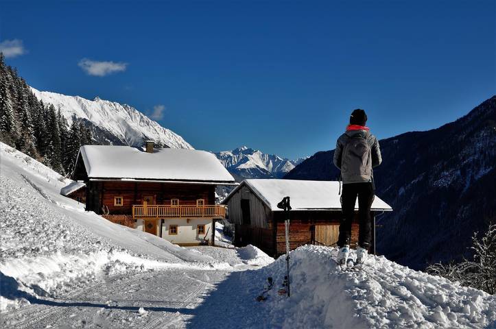 Ferienhaus für 8 Personen, mit Balkon und Terrasse sowie Garten in St. Veit in Defereggen