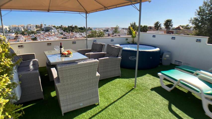 Vakantieappartement voor 6 personen, met terras en uitzicht in Ferragudo