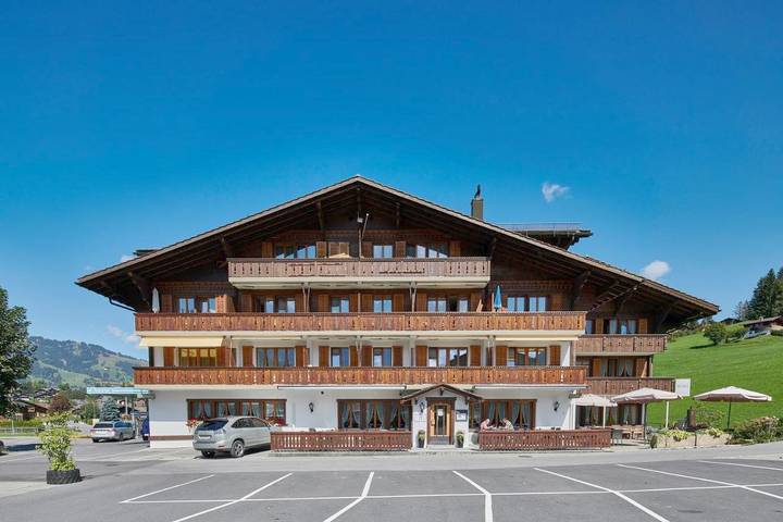 Hôtel pour 2 personnes, avec Terrasse ainsi que Jacuzzi et Sauna dans Gstaad