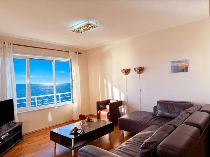 Ganze Wohnung, Ferienwohnung für 5 Personen mit Balkon in Durrës, Albanien