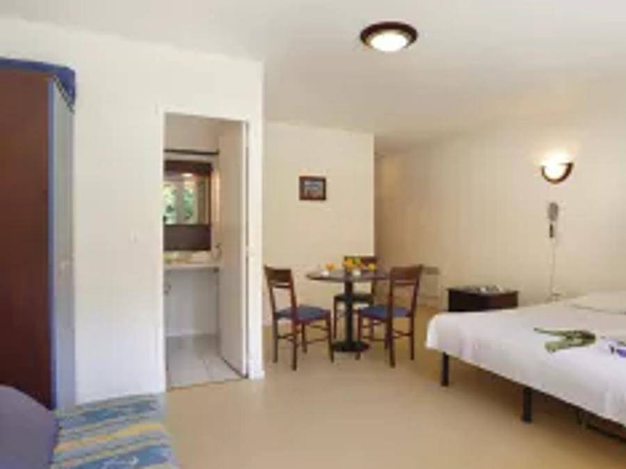 Résidence Le Domaine de Chames - Vacancéole - Studio 3 personnes - Studio 3 personnes in Vallon-Pont-d'Arc, Ardèche