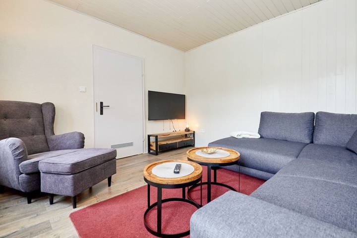 Ferienhaus für 7 Personen, mit Terrasse und Garten in Brauneberg