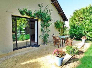 Gîte pour 2 personnes, avec terrasse et jardin, animaux acceptés à Marcillac-Saint-Quentin