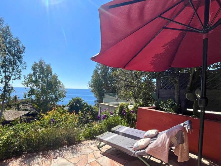 Chambre d’hôte pour 2 personnes, avec Terrasse ainsi que Jardin et Vue à Saint-Raphaël