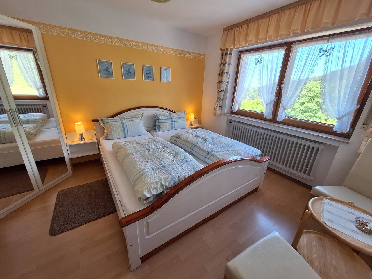 Ganze Wohnung, Christianshof - Ferienwohnung '2' mit Bergblick, Gemeinschaftsgarten und Wlan in Oppenau, Mittlerer Schwarzwald