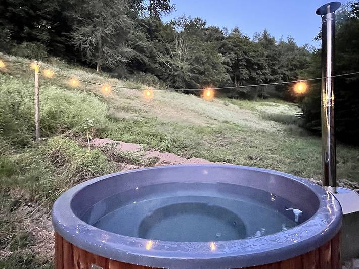 Chalet pour 8 personnes, avec terrasse ainsi que balcon/terrasse et jacuzzi en Belgique - 4