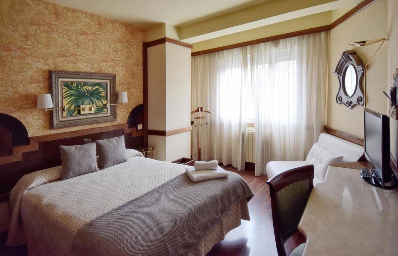 Hotel für 10 Personen in Burgos, Burgos Provinz