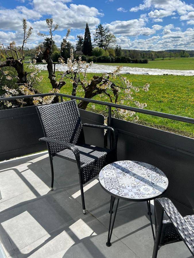 Gîte pour 7 personnes, avec vue et jardin à Morat - 2