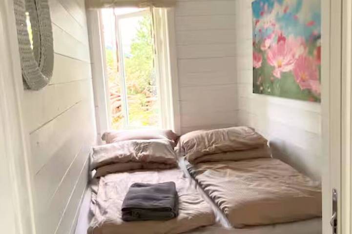 Seaside Summer House with Stunning Oslofjord Views - Private & Peaceful in Røyken