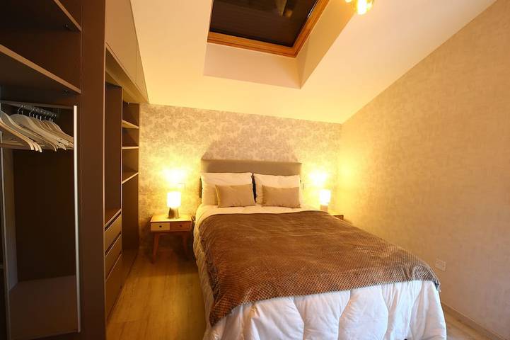 Location de vacances pour 4 personnes, avec jardin ainsi que balcon et jacuzzi à Saint-Beauzély - 3