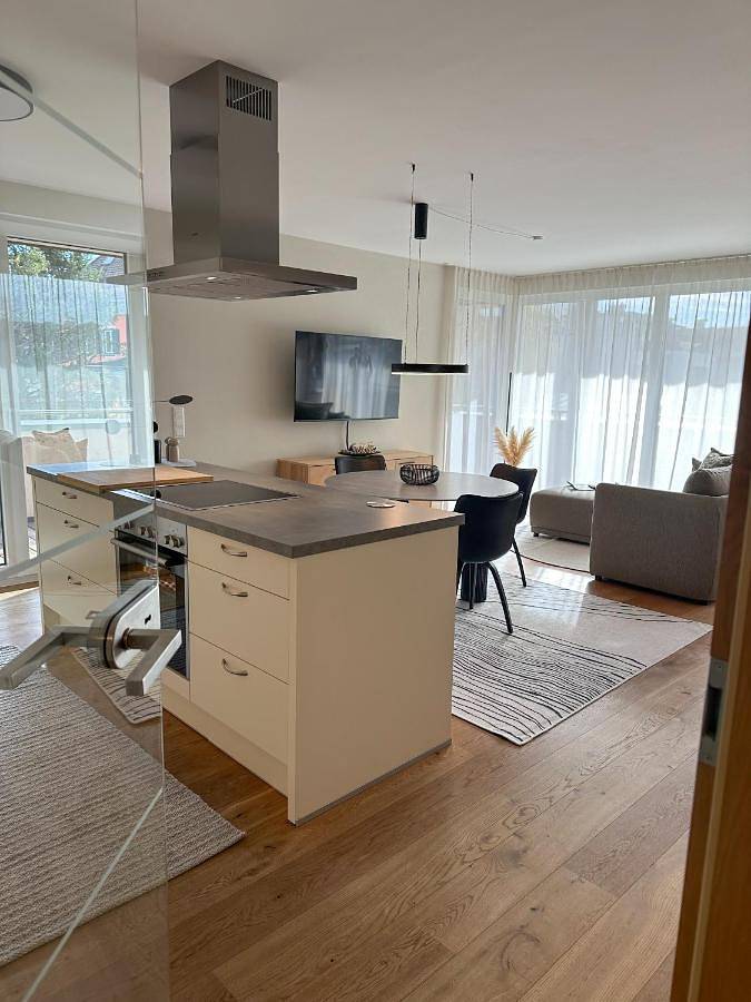 Ferienwohnung für 4 Personen, mit Balkon und Terrasse sowie Ausblick