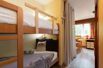 Gîte pour 4 personnes, avec jacuzzi ainsi que balcon et sauna, animaux acceptés à Vignec