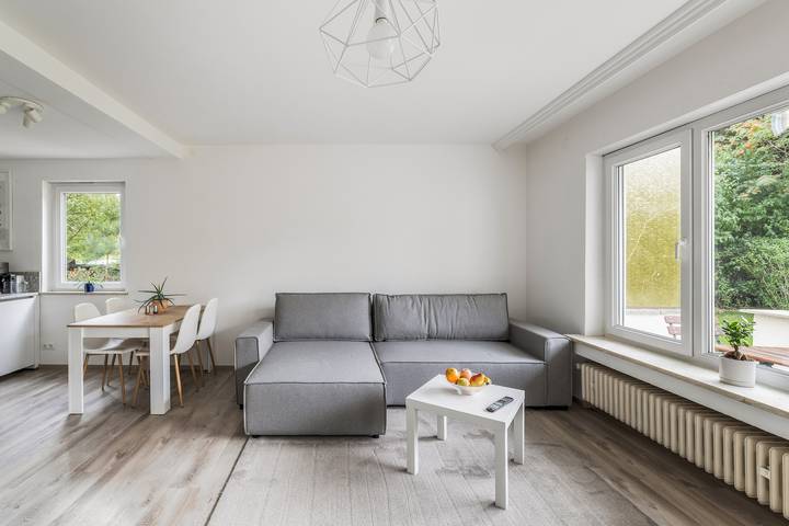 Ferienhaus für 4 Personen, mit Balkon und Garten