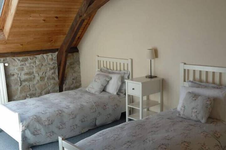 Gîte pour 4 personnes, avec jardin ainsi que terrasse et piscine à Meymac - 4