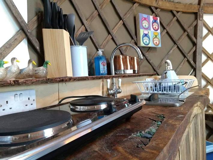 Tipi für 2 Personen, mit Whirlpool und Terrasse in England - 3