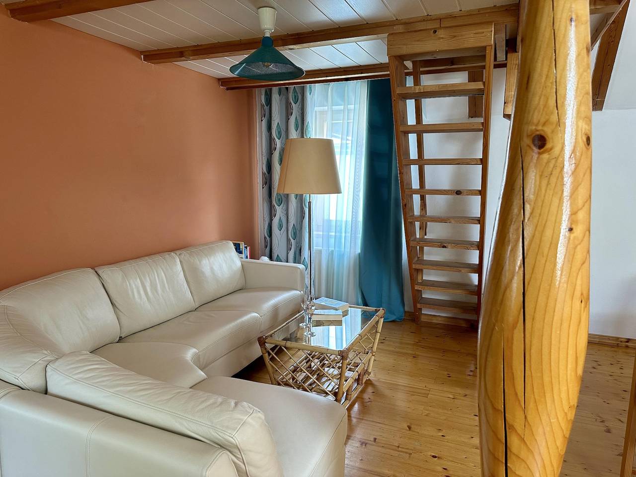 Ganze Ferienwohnung, Ferienwohnung mit Balkon und Seeblick in Karawanken und Bachergebirge, Villach