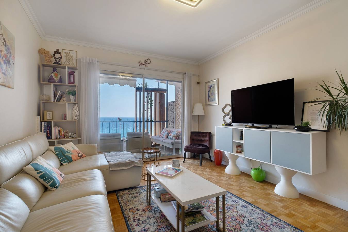Appartement entier, Appartement « Sea View 2 Bed2bath » avec vue sur mer, Wi-Fi et climatisation in Nice, Côte méditerranéenne (France)