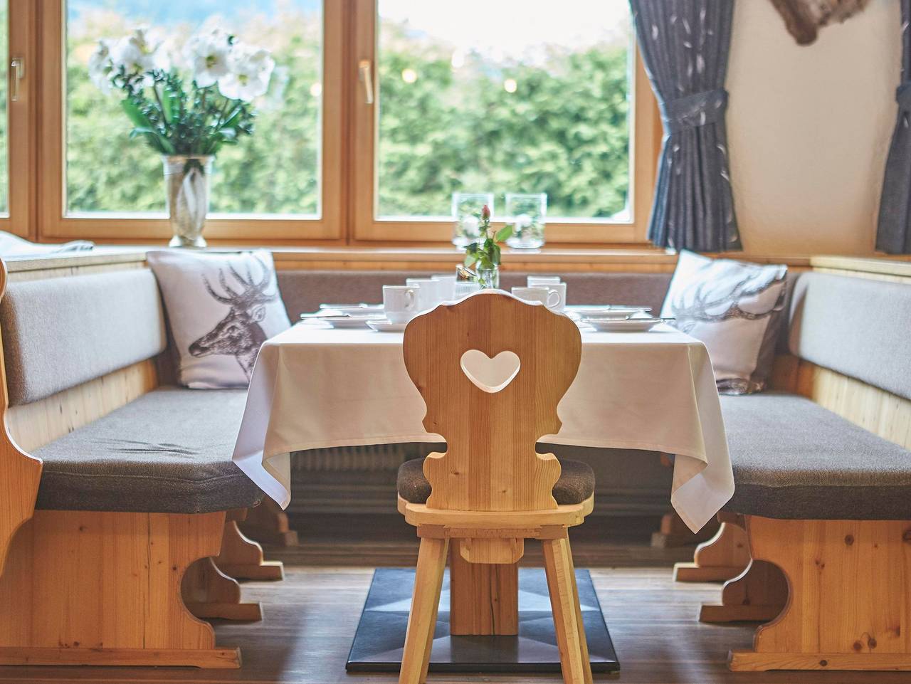Pension Enzian - Pension Enzian Double Room 10 in Saalbach, Saalbach-Hinterglemm