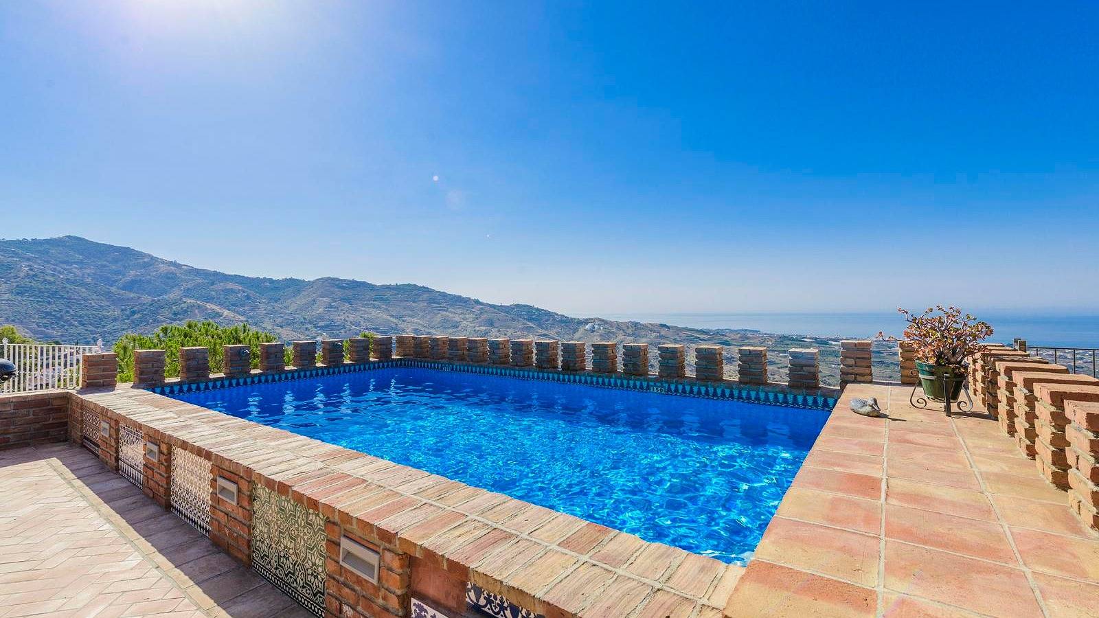 Alcazaba de Beas Vélez-Málaga by Ruralidays in Arenas, Costa del Sol