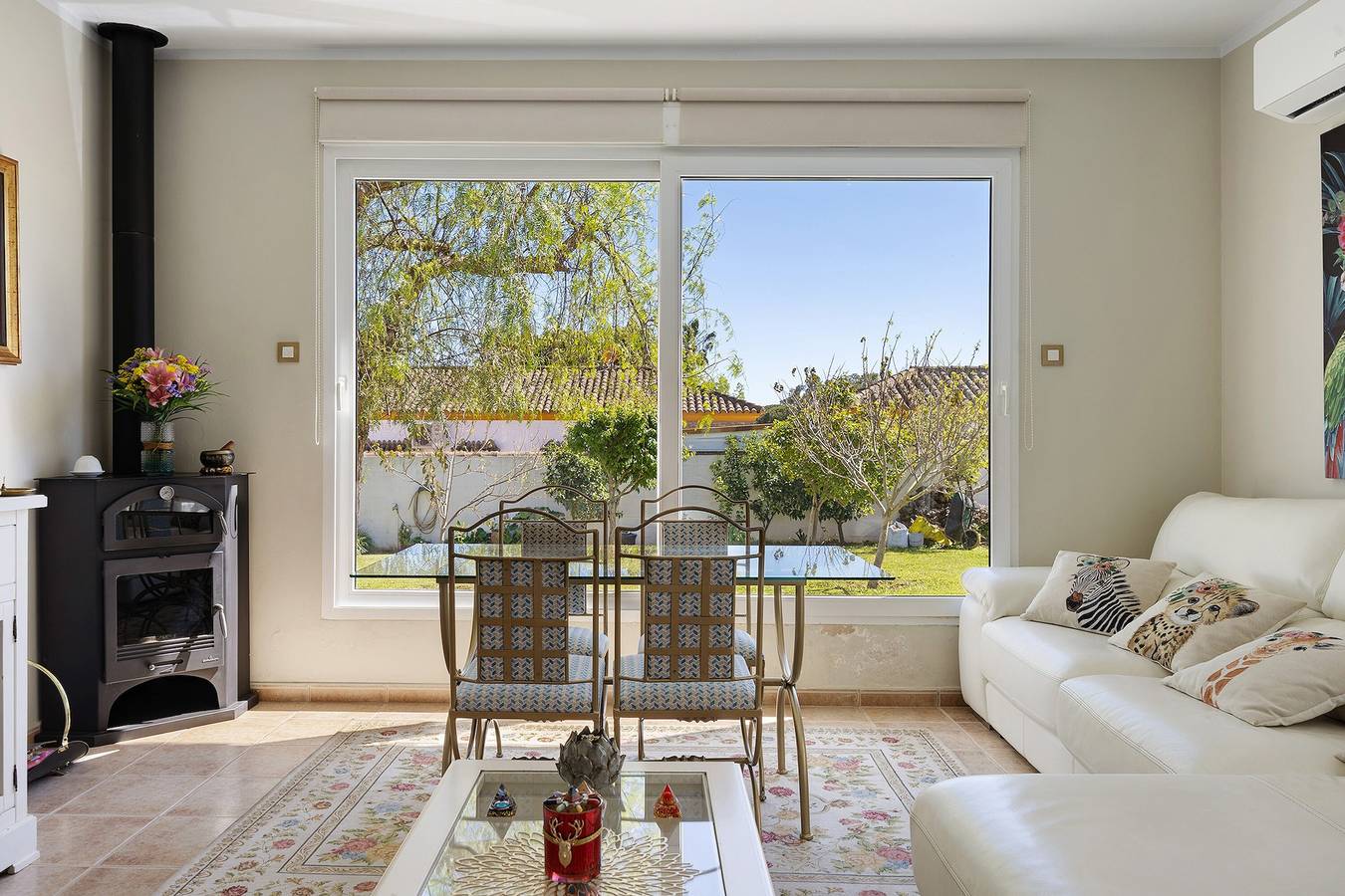 Villa „Armonia“ mit privatem Pool, Terrasse und Wlan in Chiclana de la Frontera, Costa de la Luz